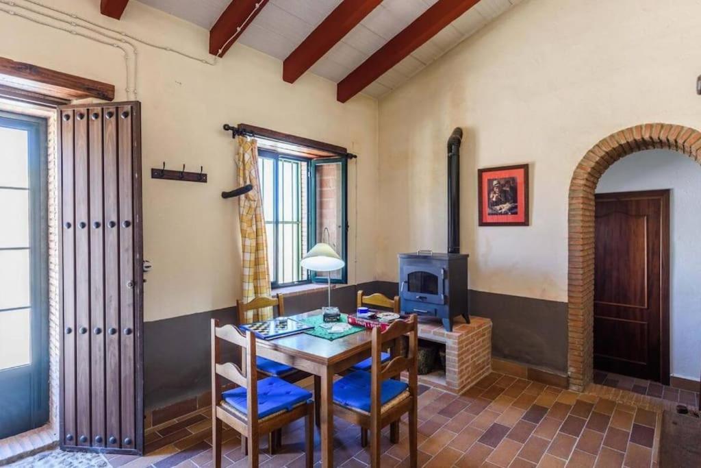 Villa Casa Cortijo En Dehesa Sierra Leon à La Puebla de los Infantes Extérieur photo